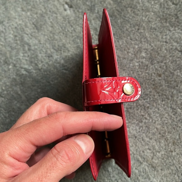 Louis Vuitton Authentic Red Vernis PM Agenda LIKE NEW - Picture 10 of 10